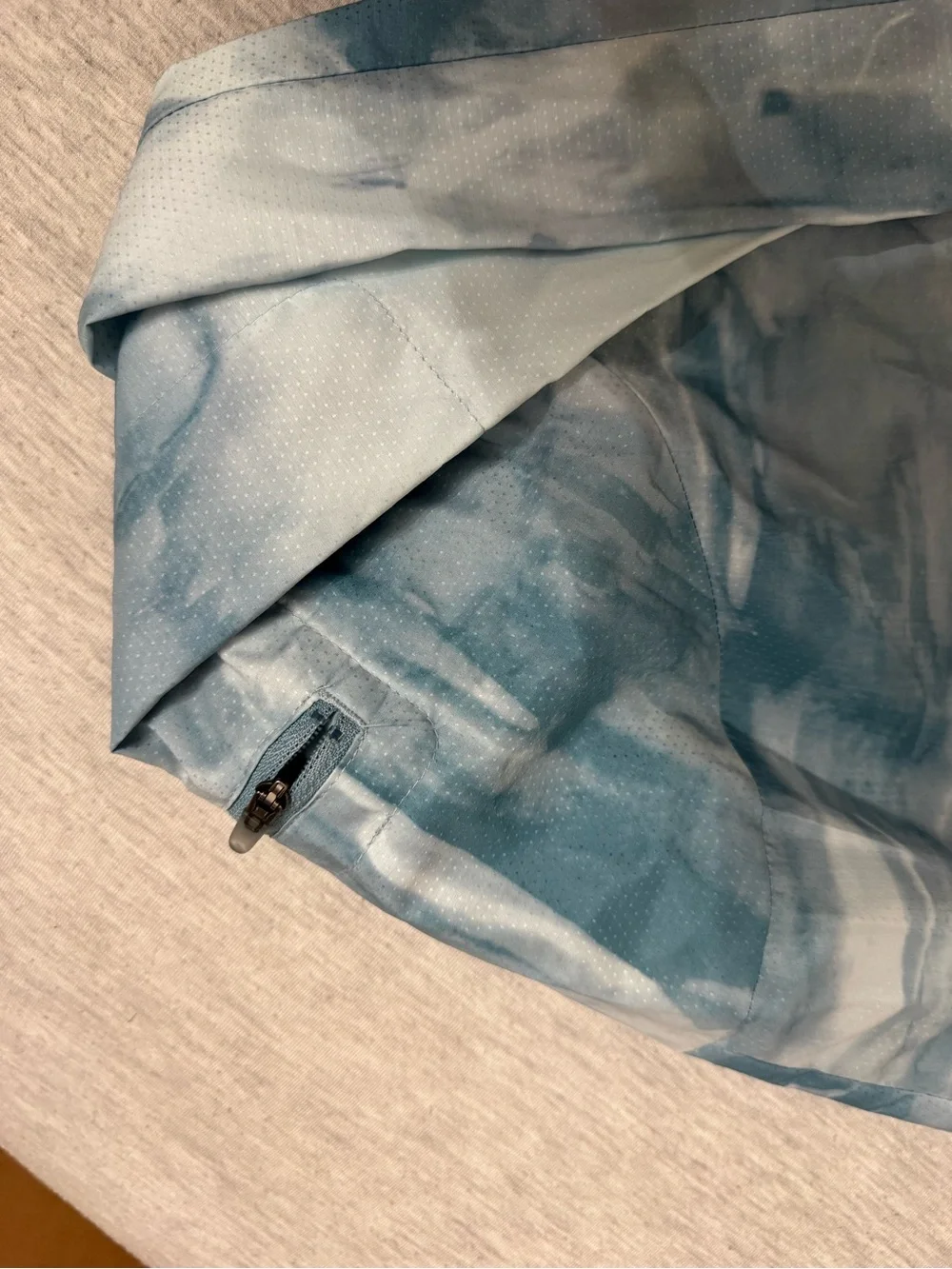 Nike Light Blue & White Tie-Dye Windbreaker Jacket